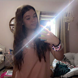 Meet your Posher, Annika